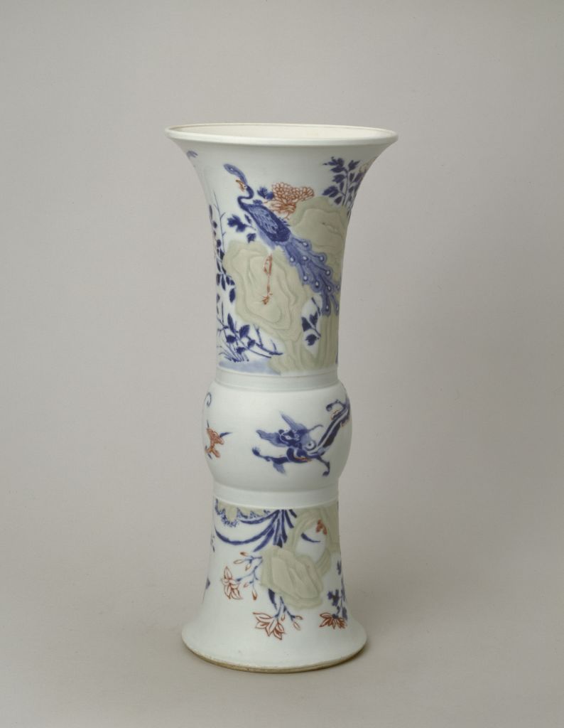 图片[1]-Underglaze three-color flower-and-bird pattern goblet-China Archive